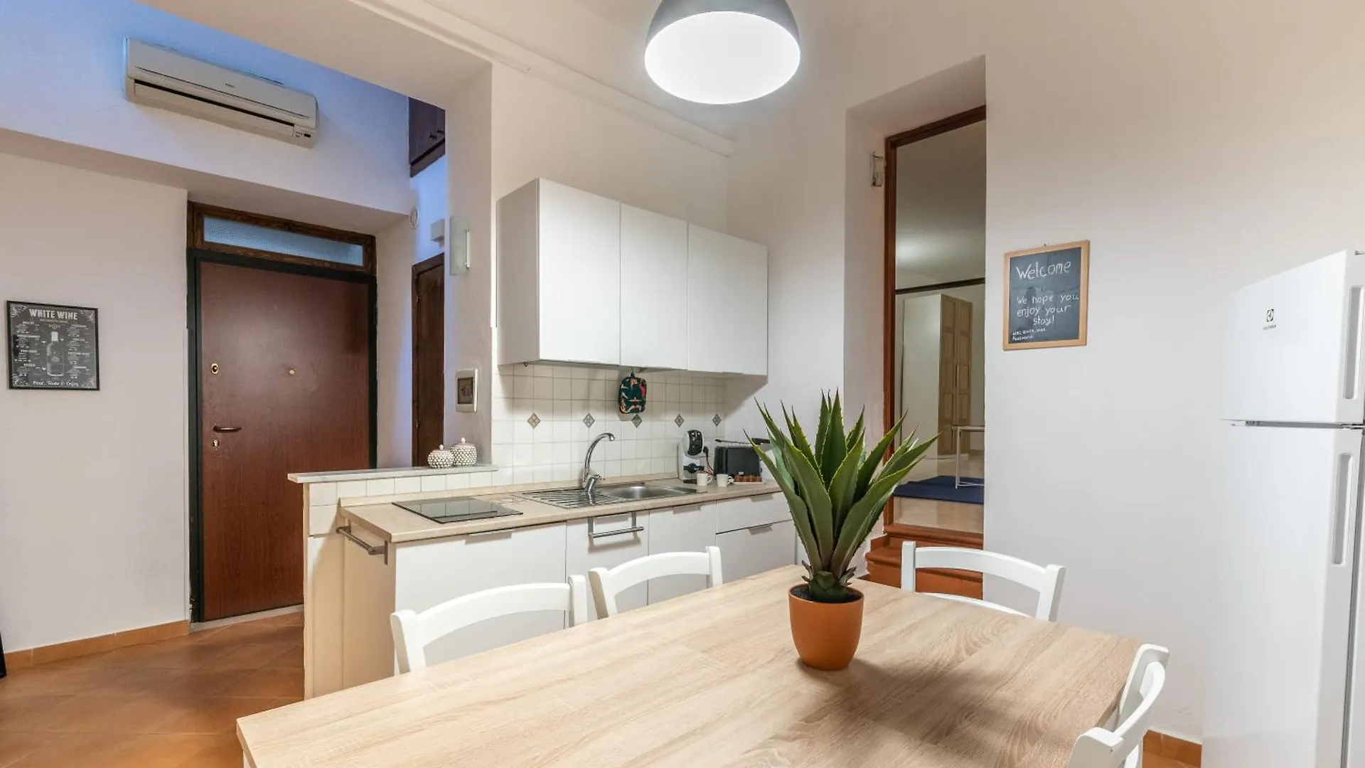 Sicilia Bella Maqueda Apartment Palermo Italy