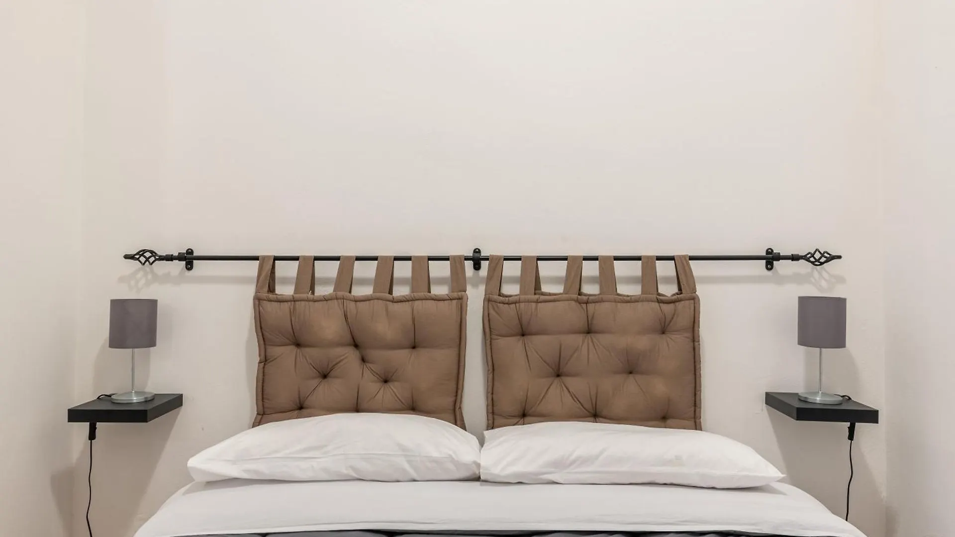 Sicilia Bella Maqueda Apartment Palermo 0*,
